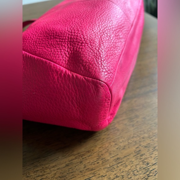 Coach Fuchsia  Magenta Pebbled Leather Kelsey Satchel Crossbody - Picture 5 of 16